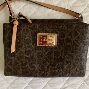 Calvin Klein, Womens Hayden Signature, never used